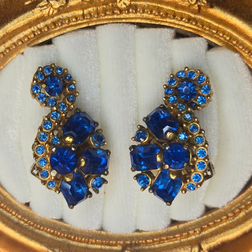 Vintage Signed HOLLYCRAFT Blue Rhinestone Clip On Earrings Gold Tone Mid Century